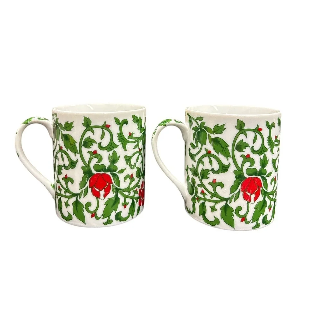Williams Sonoma Coffee Cup Mug Christmas Holiday Green Vines Red Flowers‎ Japan